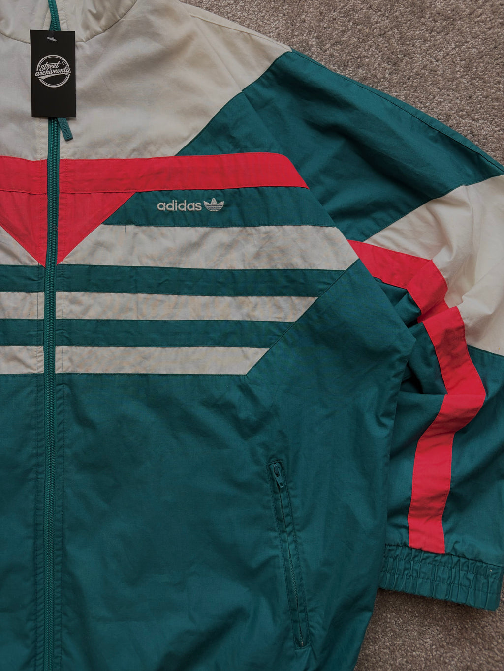 Adidas Vintage Windbreaker Green Cream Stripes Size M-L