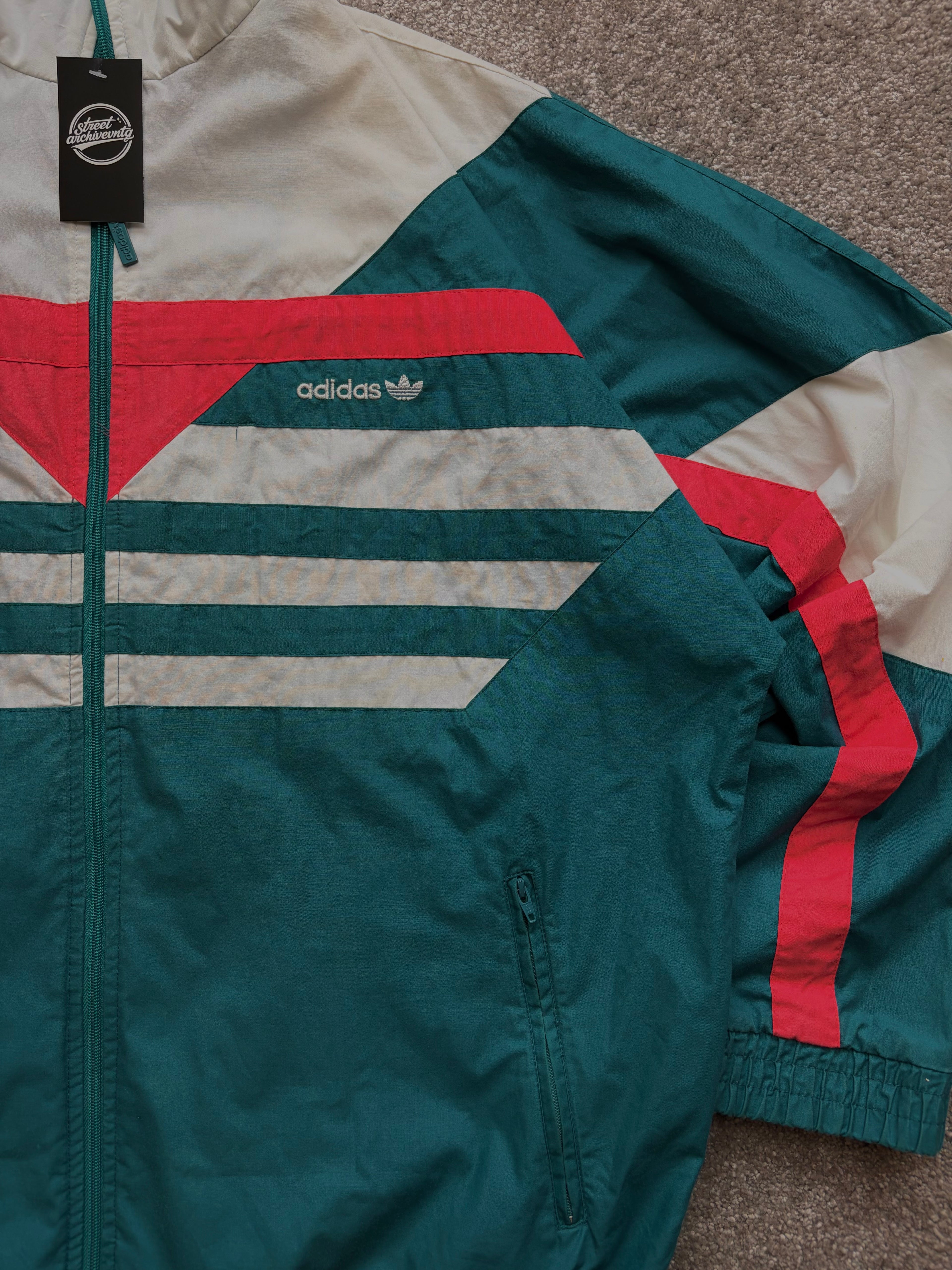 Adidas Vintage Windbreaker Green Cream Stripes Size M-L